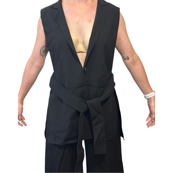 The Row Frieden belted wool-blend crepe vest size S black - Picture 10 of 16